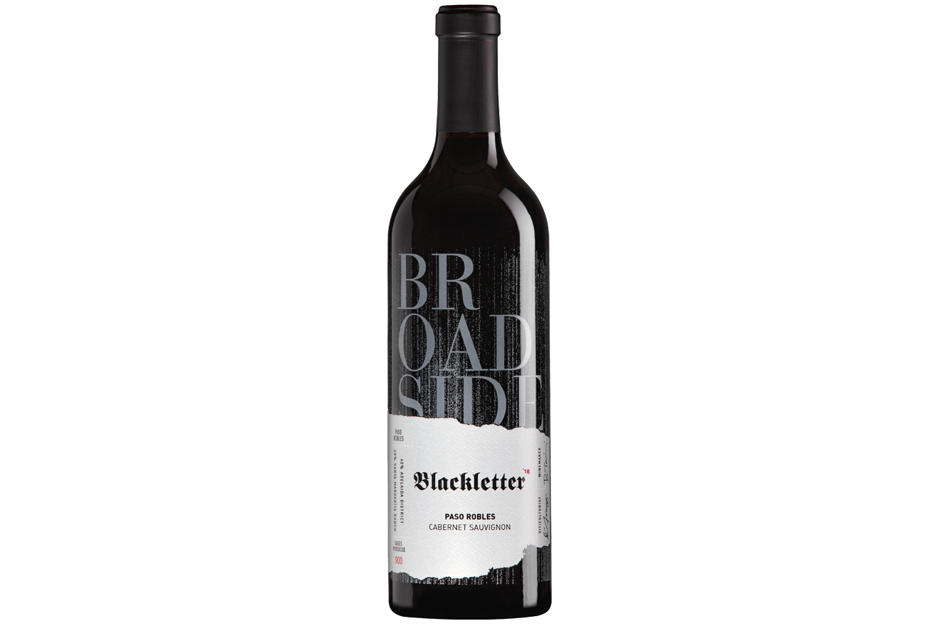 a bottle of Broadside 2018 Blackletter Cabernet Sauvignon